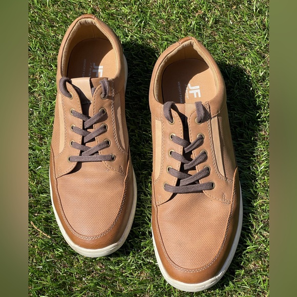jf j.ferrar Other - J.Ferrar 3 Different Colors Of Brown Memory Foam Casual Shoes Sz(10)